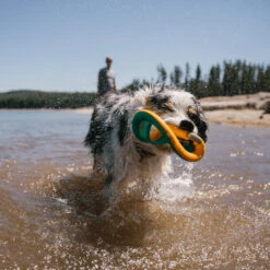 Ruffwear Hydro Plane Floating Throw Toy -Honden Benodigdheden ruffwear hydro plane floating throw toy 200810 2000 none